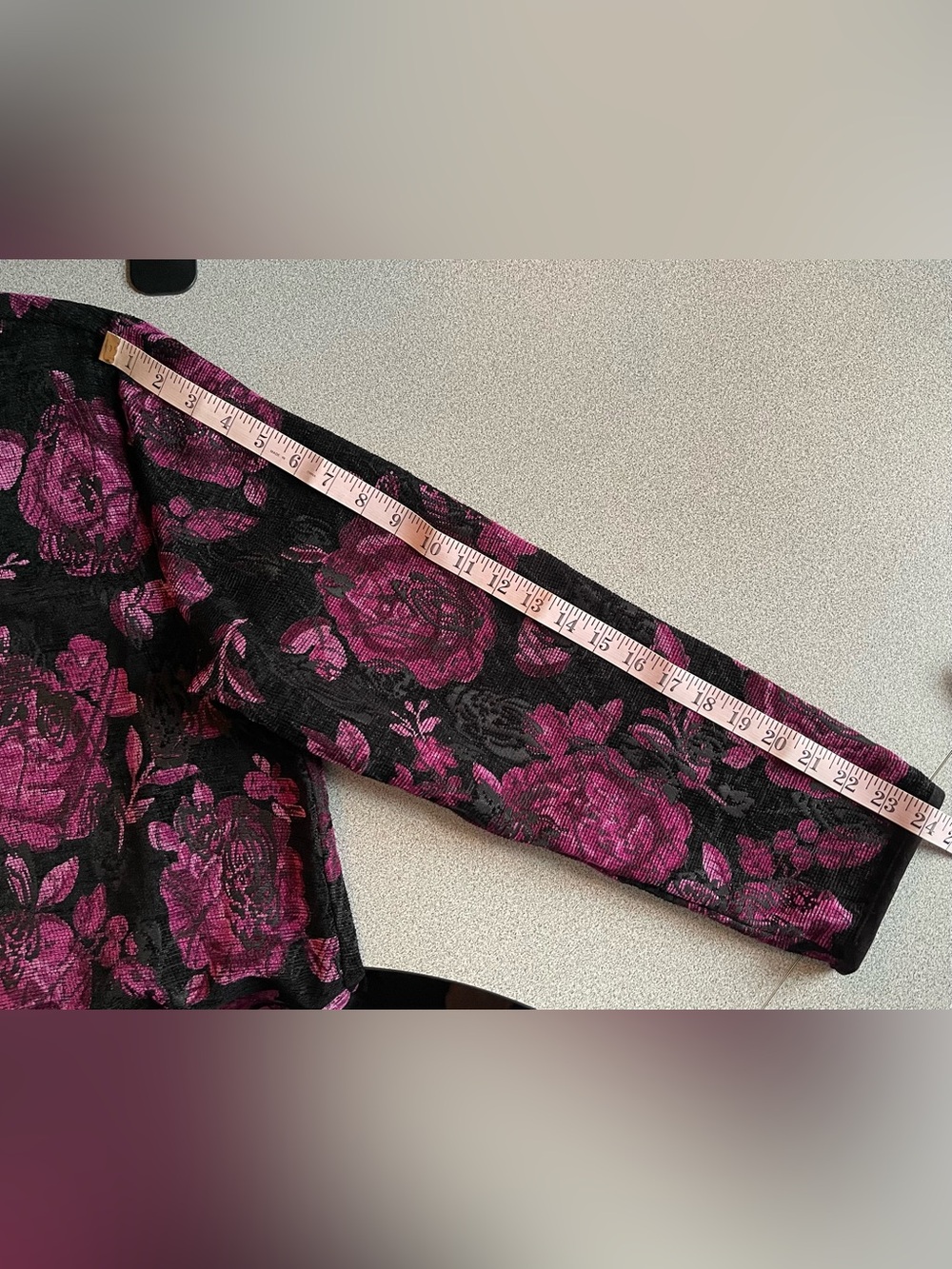 Black & Magenta Floral Button-Front Shirt /Jacket Revisable - Picture 9 of 10